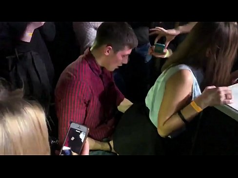 ❤️ Tinuod nga sekso sa usa ka nightclub sa Russia. Ang 18-anyos nga Ruso nga babaye sa anus ug puwerta nakighilawas sa usa ka nightclub ️❌ Fucking sa ceb.onetubes.top ❌❤